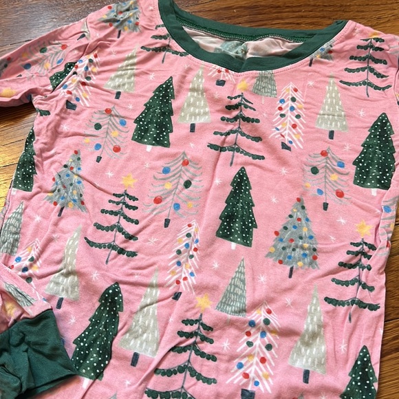 Little Sleepies Twinkling Stars Top & Bottom Pajama Set 5:6 - Picture 2 of 3